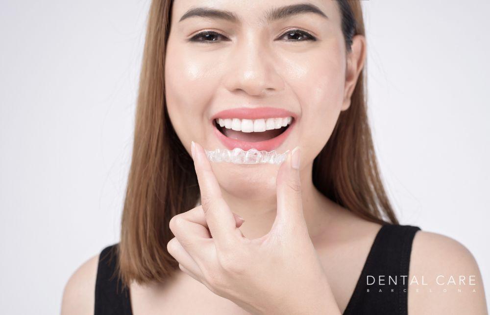 Alinear los dientes sin Brackets: La solución discreta de Dental Care Barcelona